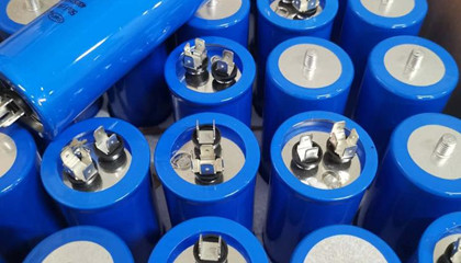 電機電容器10uf的容量大嗎？